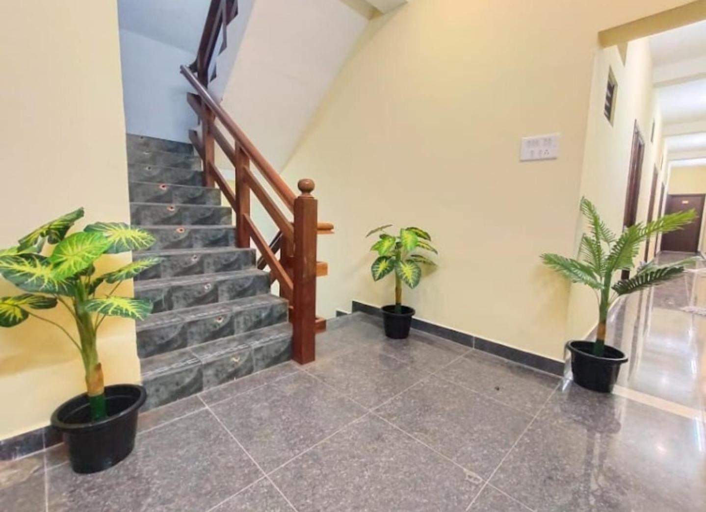 פונדיצ'רי Township Residency Inn מראה חיצוני תמונה